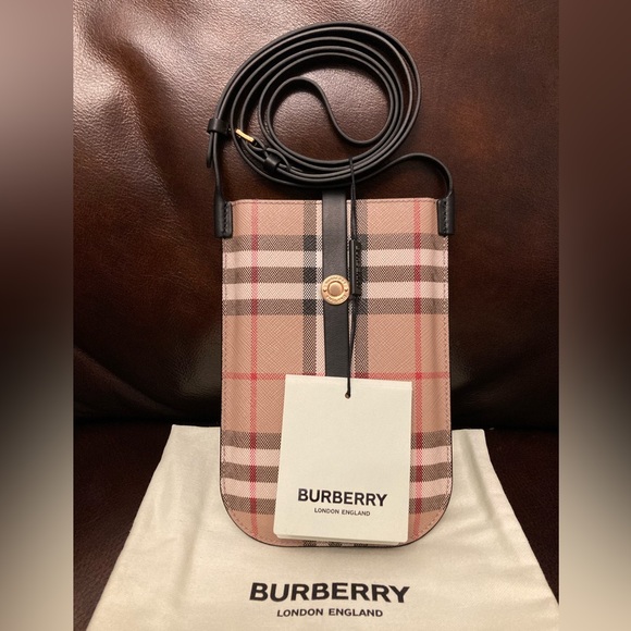 BNWT BURBERRY Vintage Check Anne Phone Case with Strap - Picture 2 of 12
